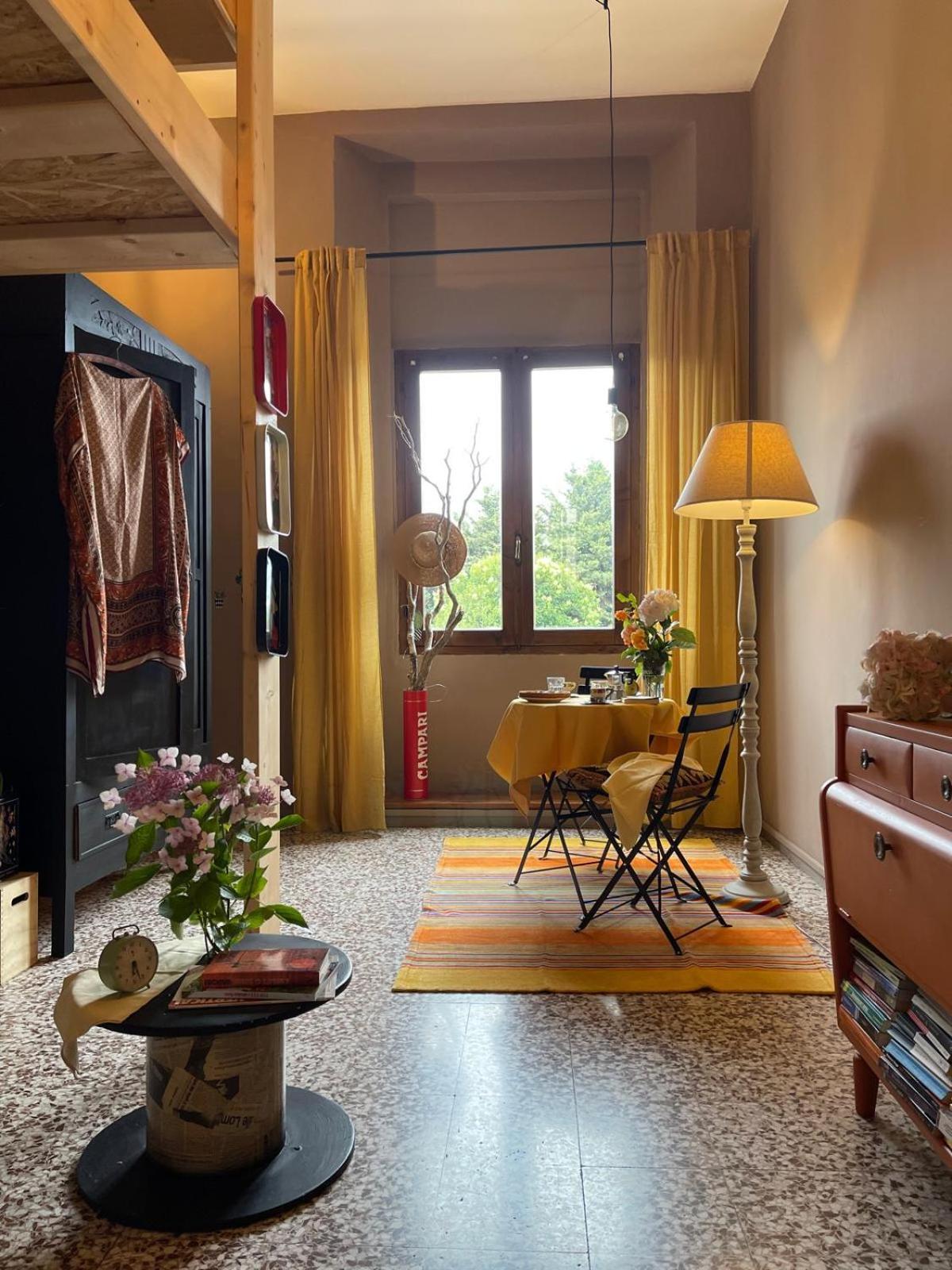 La Breda Homestay *